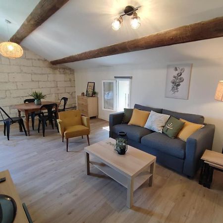 Appartement Au Calme Proche Centre Villeneuve-les-Avignon Luaran gambar