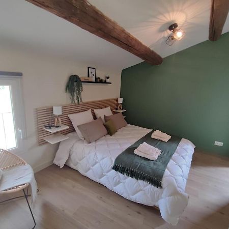 Appartement Au Calme Proche Centre Villeneuve-les-Avignon Luaran gambar